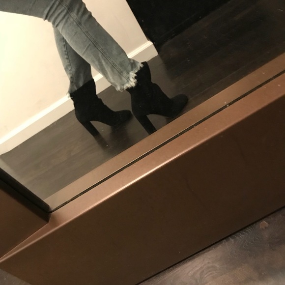 Chloe Kent Ankle Bootie in Black - Picture 6 of 7